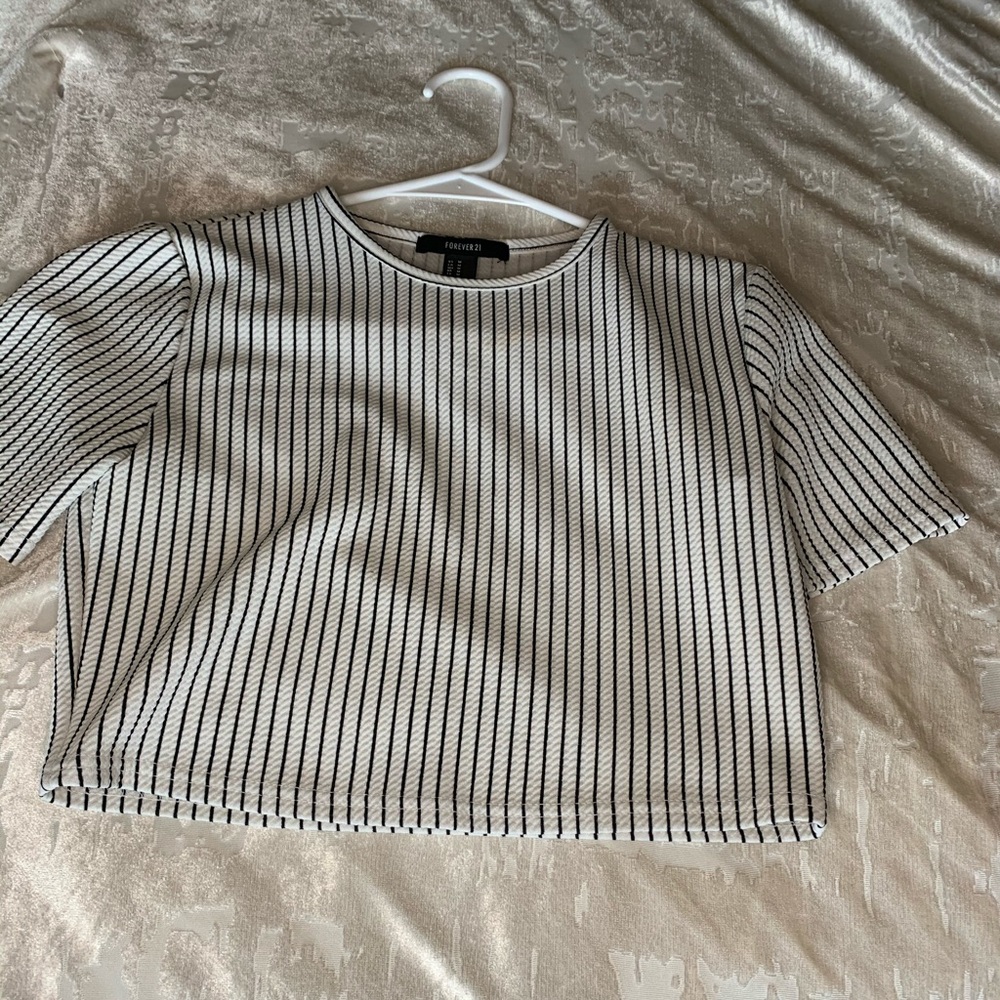 Super Cute Crop‼️